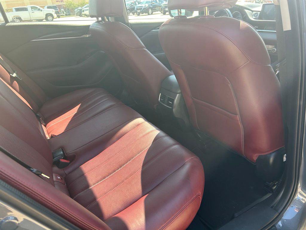 Used 2021 MAZDA MAZDA6 Carbon Edition FWD image 11