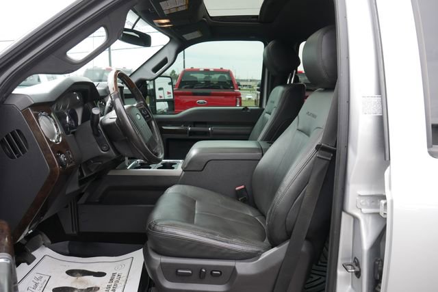 Used 2016 Ford F350 Platinum w/ FX4 Off-Road Package image 2