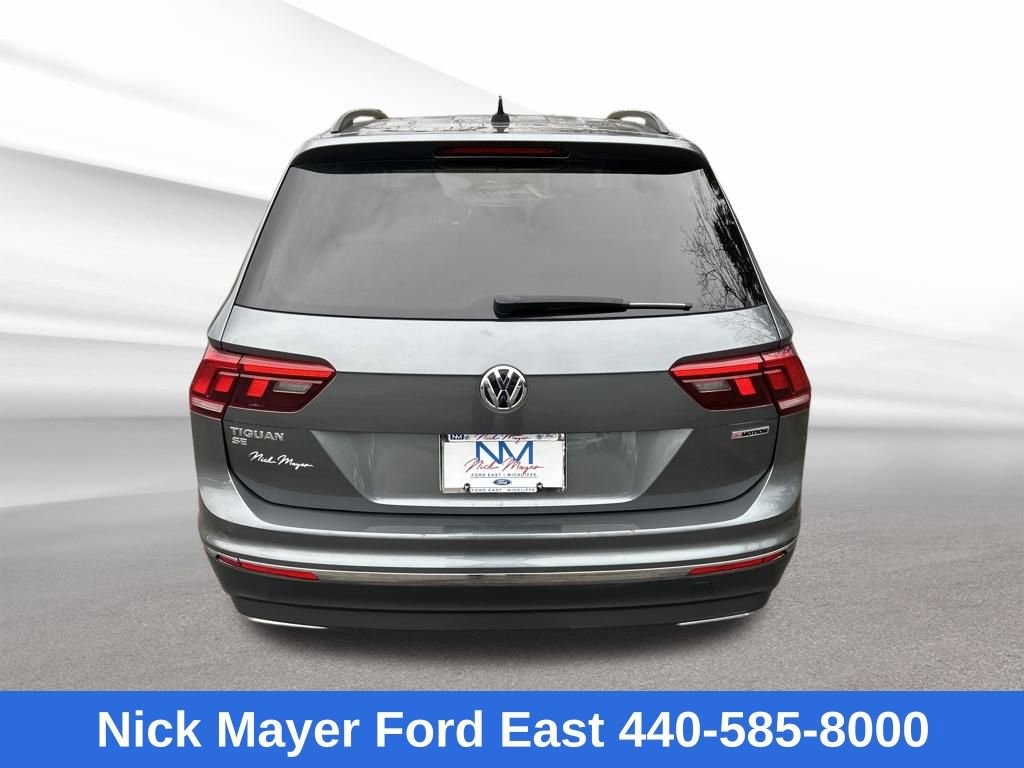 Used 2020 Volkswagen Tiguan SE w/ Panoramic Sunroof Package image 6