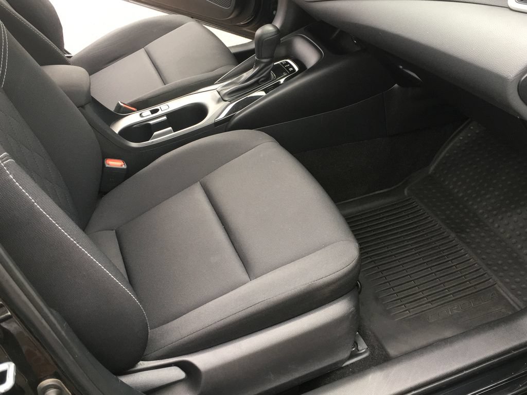 Used 2024 Toyota Corolla LE FWD image 27