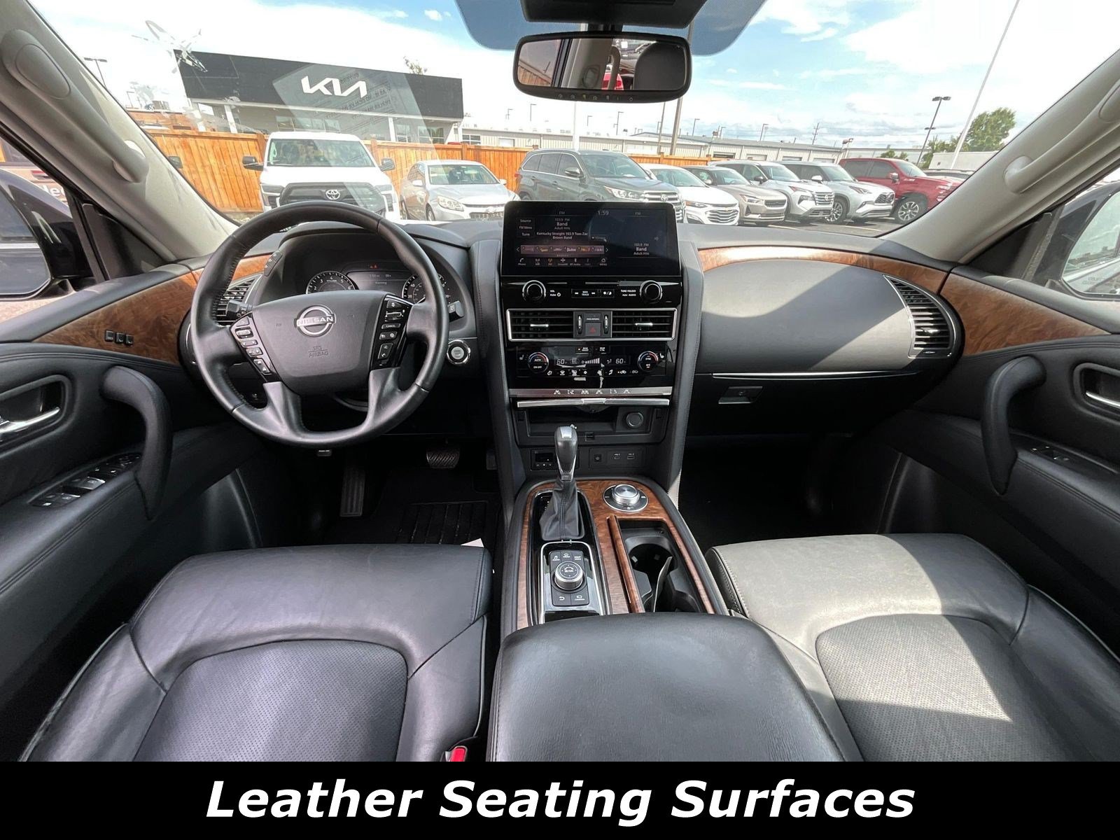 Used 2023 Nissan Armada SL w/ Captain's Chairs Package AWD/4WD image 7