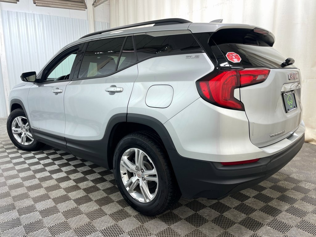 Certified 2018 GMC Terrain SLE w/ Driver Convenience Package image 15