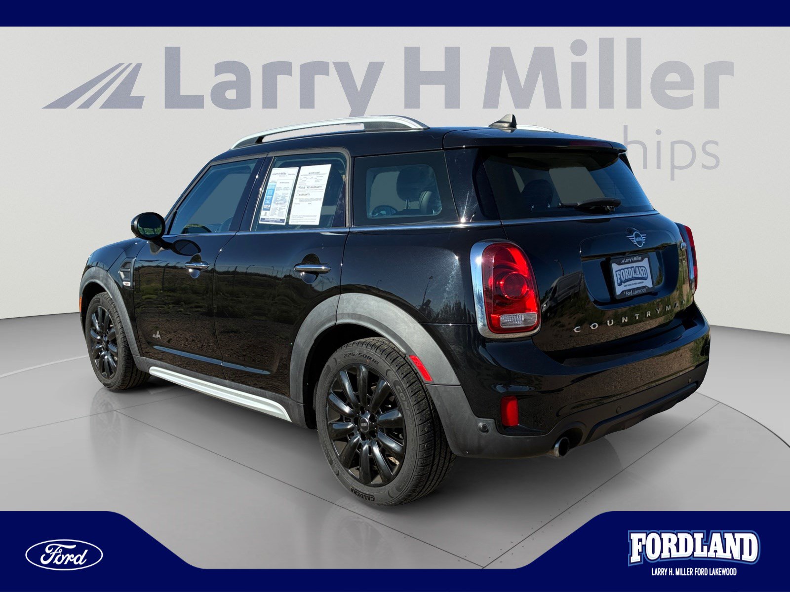 Used 2019 MINI Cooper Countryman ALL4 AWD/4WD image 3