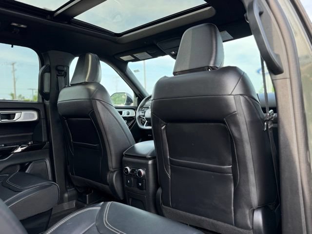 Used 2023 Ford Explorer ST w/ Equipment Group 401A AWD/4WD image 22