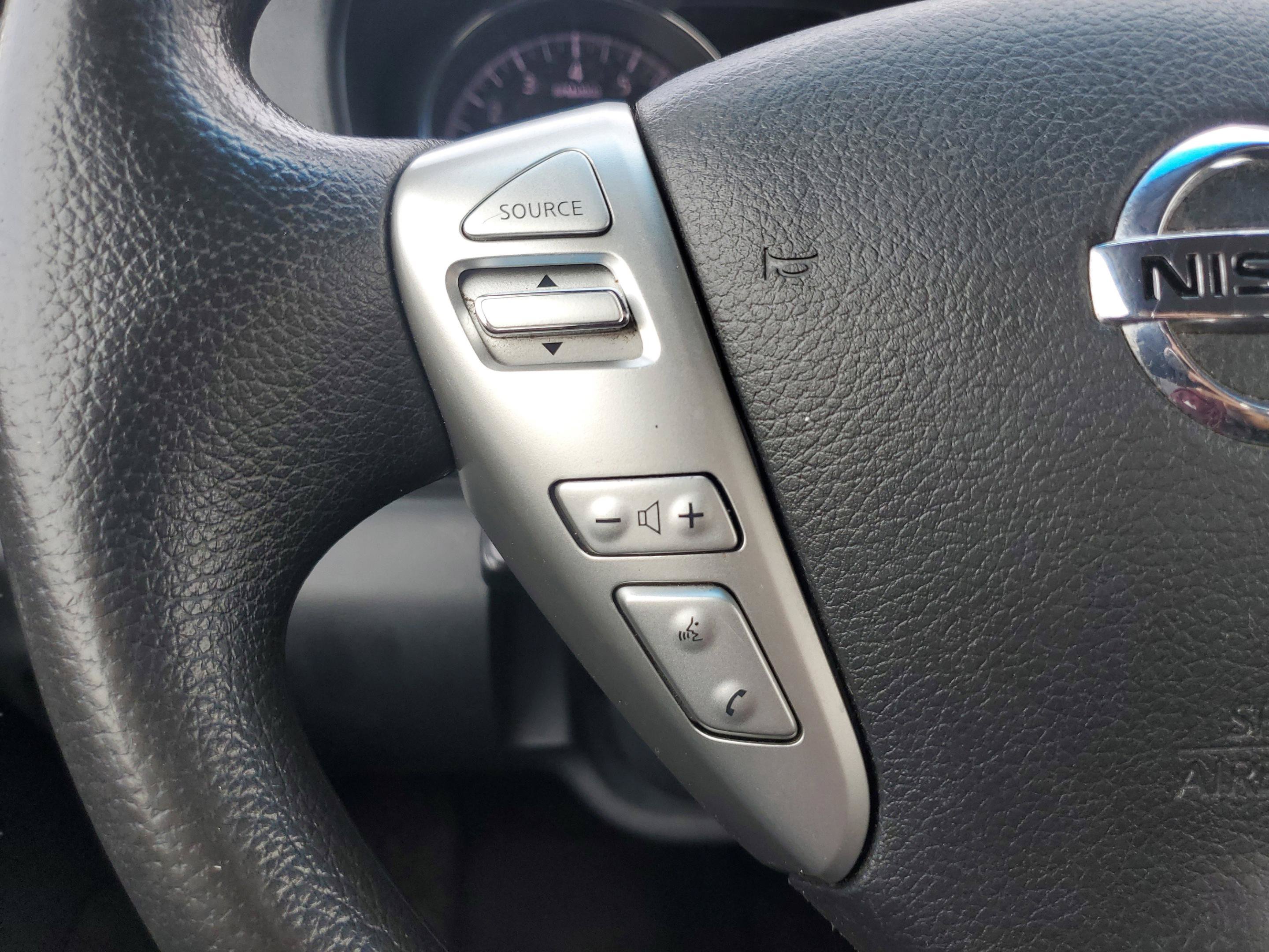 Used 2019 Nissan Versa SV FWD image 19