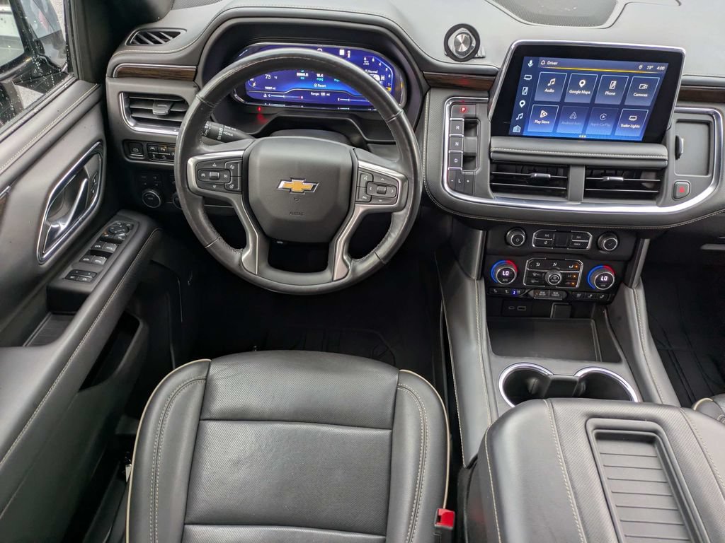 Used 2023 Chevrolet Suburban Premier AWD/4WD image 16