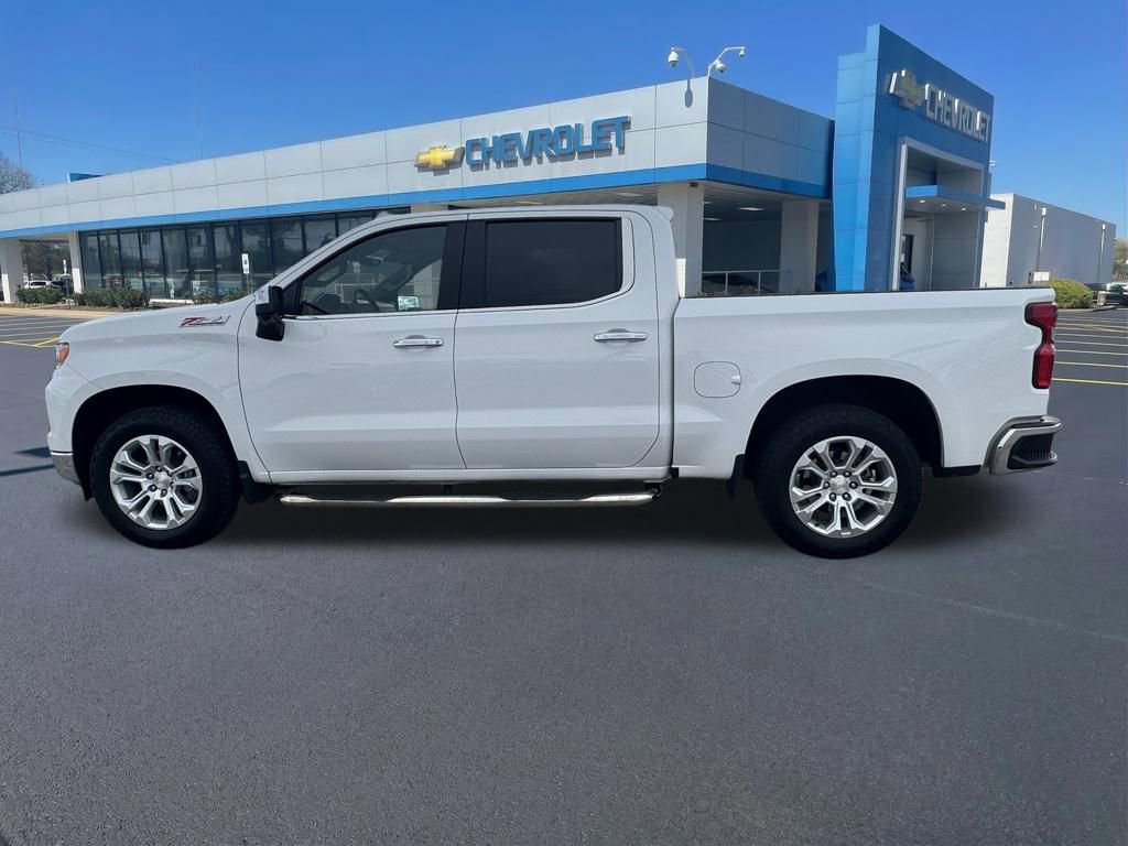 Used 2022 Chevrolet Silverado 1500 LTZ w/ Technology Package image 4