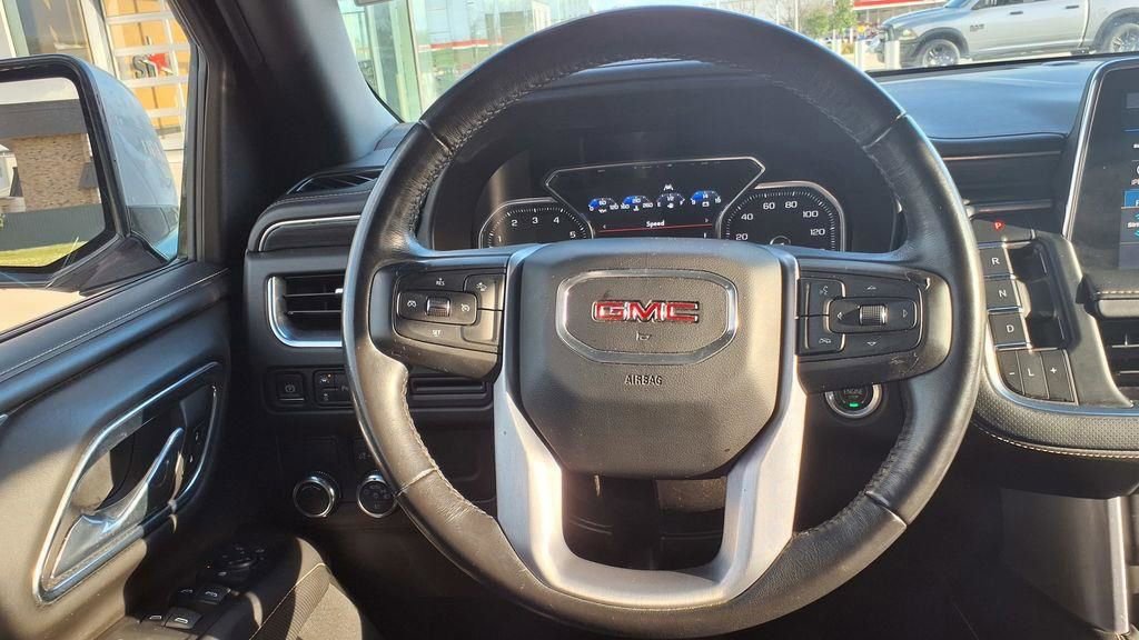 Used 2021 GMC Yukon XL SLT image 23