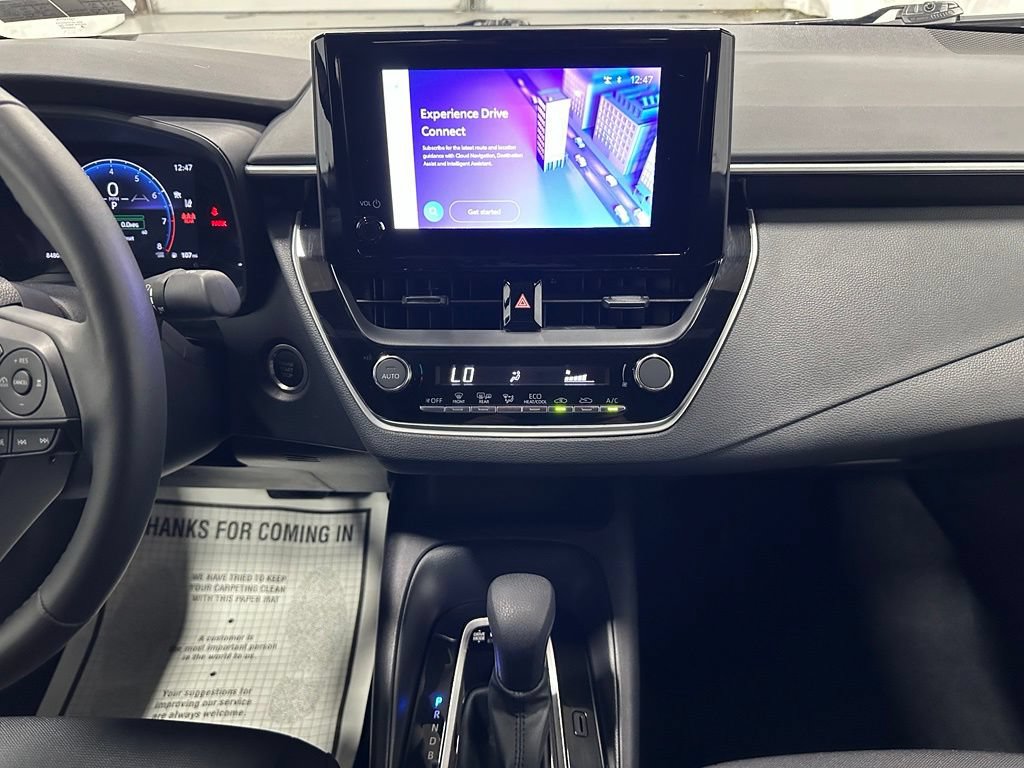 Used 2026 Toyota Corolla SE FWD image 25