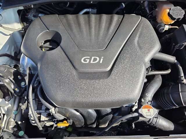 Used 2013 Hyundai Veloster w/ Tech Pkg FWD image 22