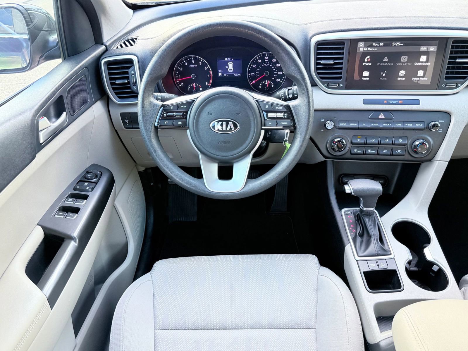 Used 2020 Kia Sportage LX image 18