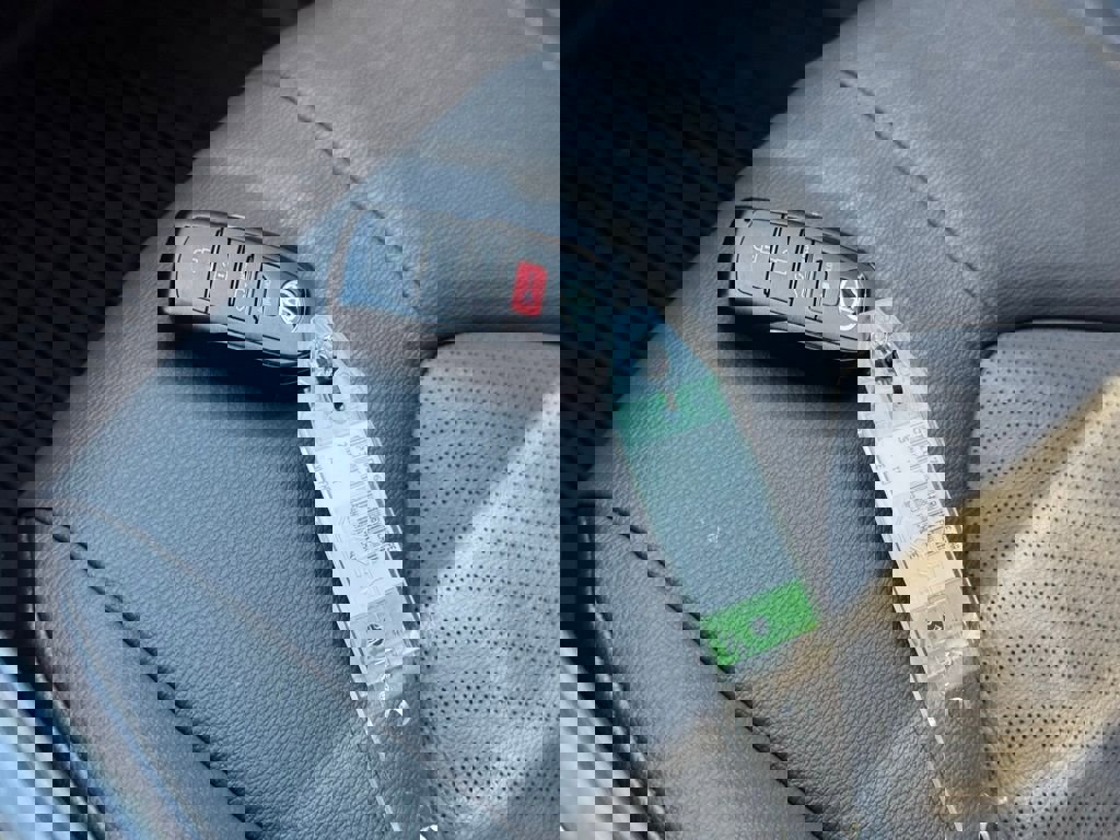 Used 2025 Toyota Grand Highlander FWD image 41