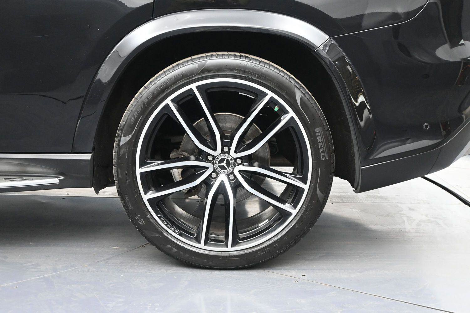 Used 2021 Mercedes-Benz GLS 580 4MATIC image 14