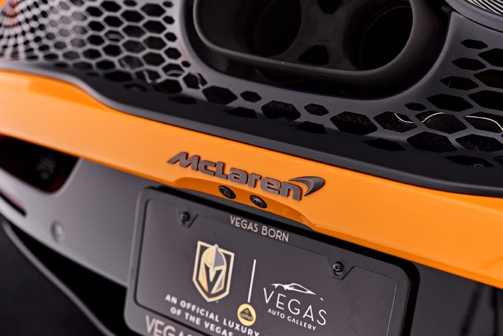 Used 2025 McLaren 750S Spider RWD image 39