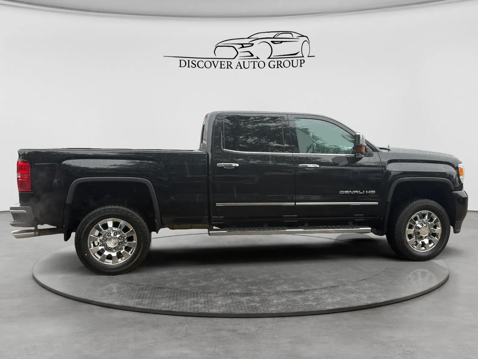 Used 2016 GMC Sierra 2500 Denali w/ Driver Alert Package AWD/4WD image 4