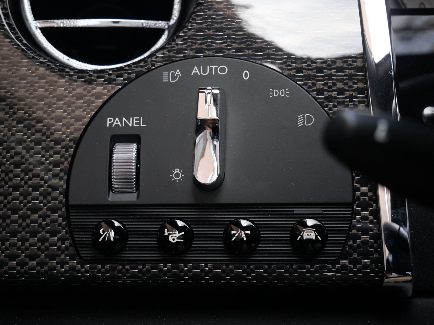 Certified 2019 Rolls-Royce Ghost RWD image 42