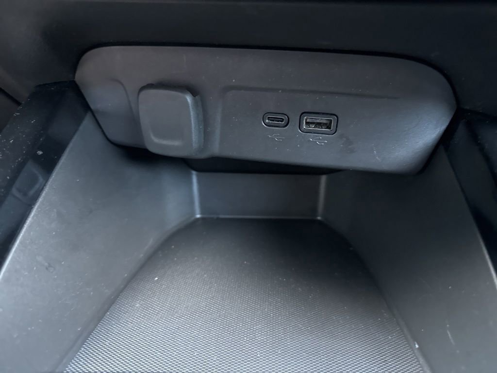 Used 2024 Chevrolet Trax ACTIV w/ Driver Confidence Package image 31