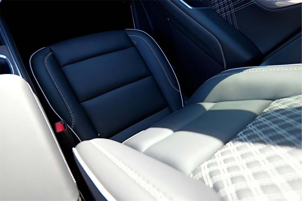 New 2026 GMC Acadia Denali w/ Super Cruise Package image 27