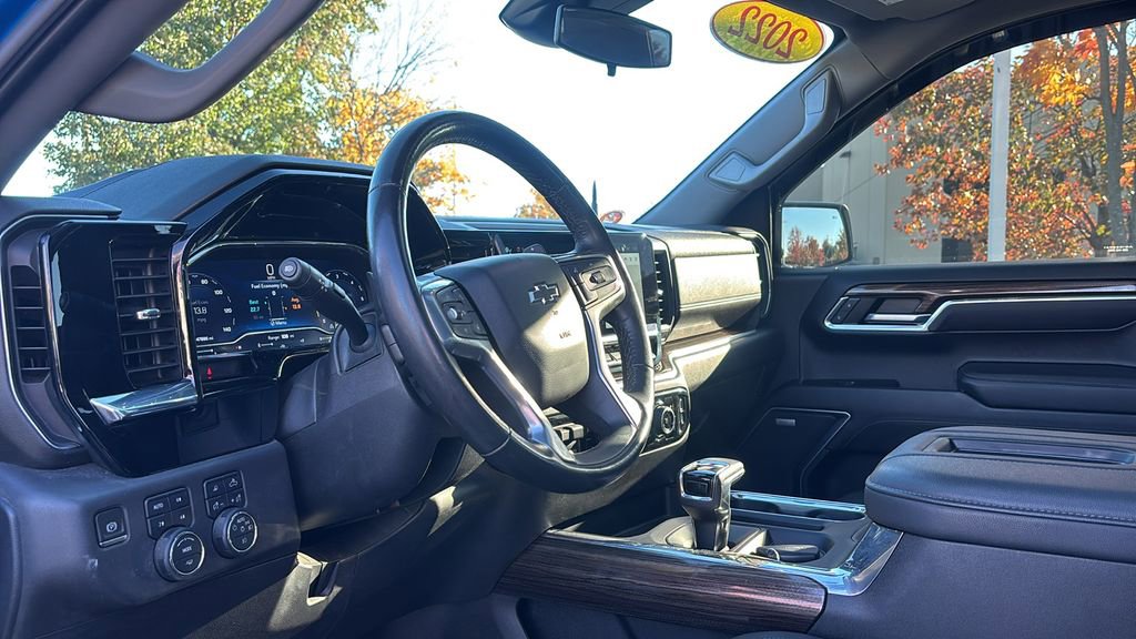 Used 2022 Chevrolet Silverado 1500 LT Trail Boss w/ LT Trail Boss Premium Package image 26