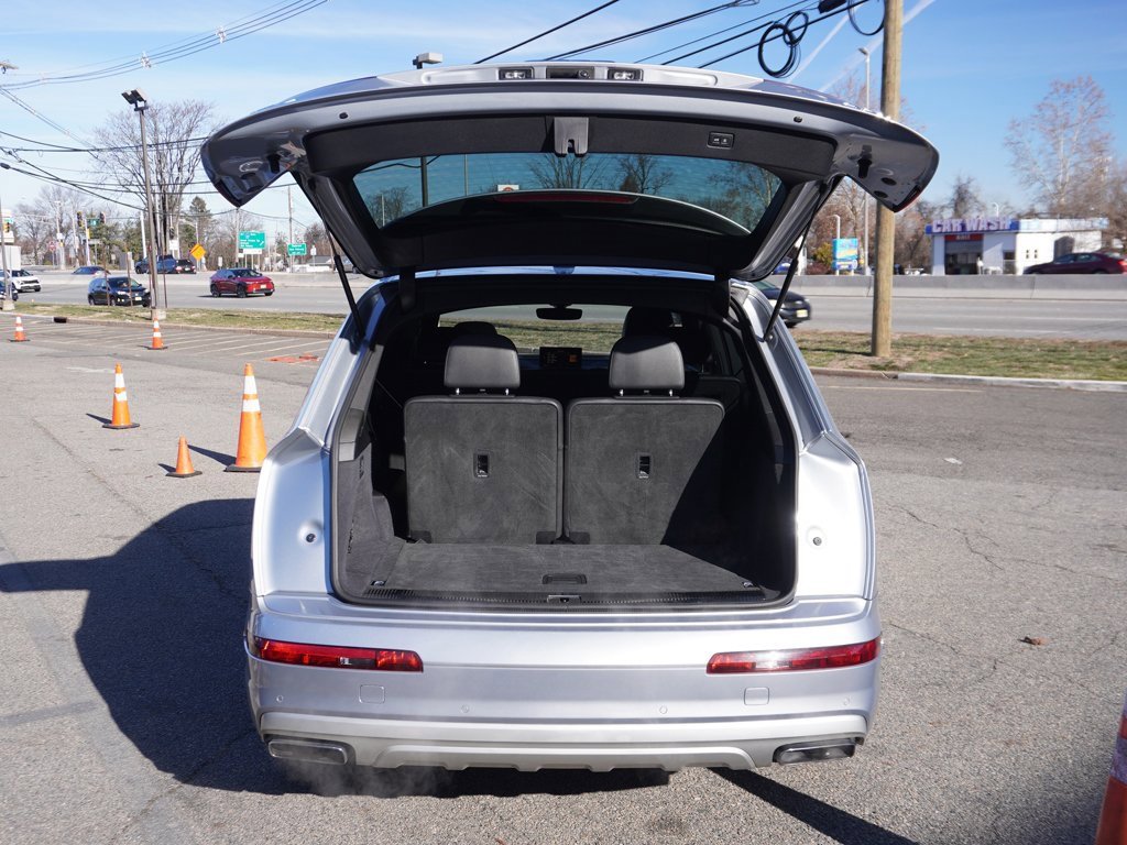 Used 2018 Audi Q7 3.0T Premium Plus w/ Premium Plus Package image 24