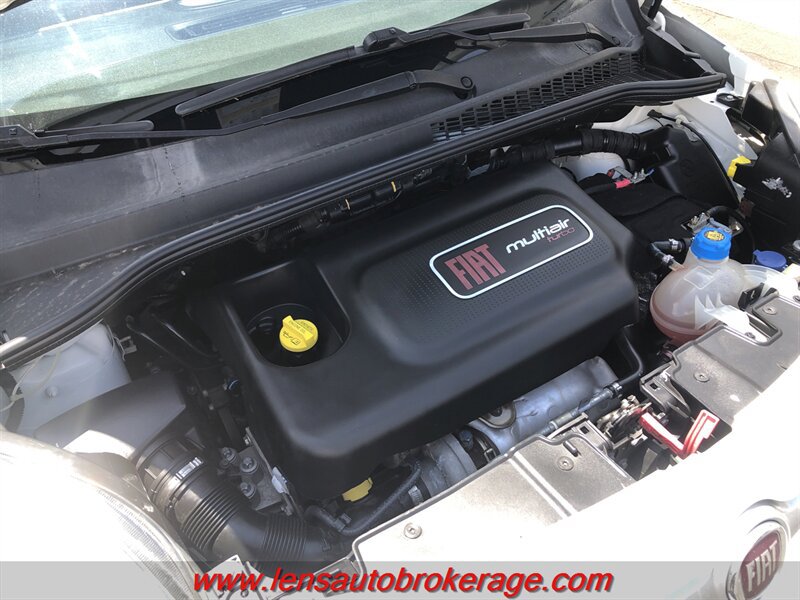 Used 2014 FIAT 500L Trekking w/ Popular Equipment Group FWD image 28
