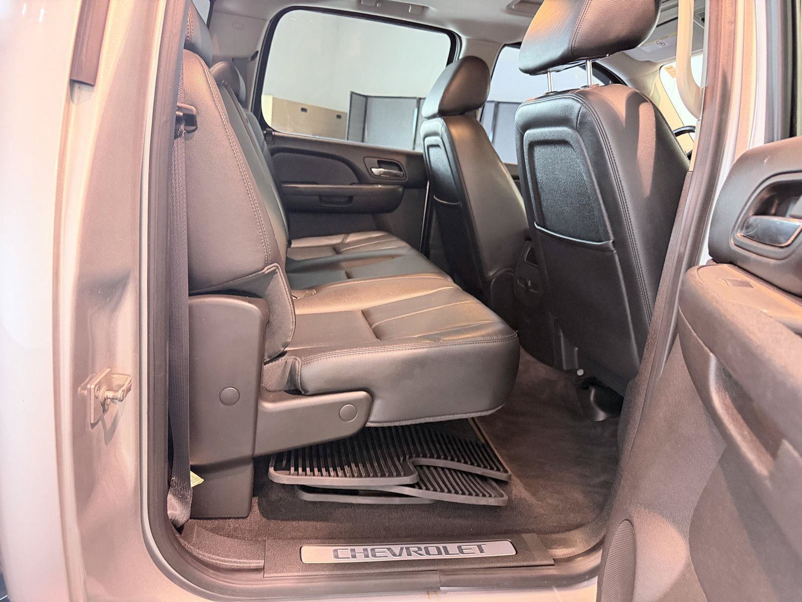 Used 2014 Chevrolet Silverado 2500 LTZ w/ LTZ Plus Package AWD/4WD image 25