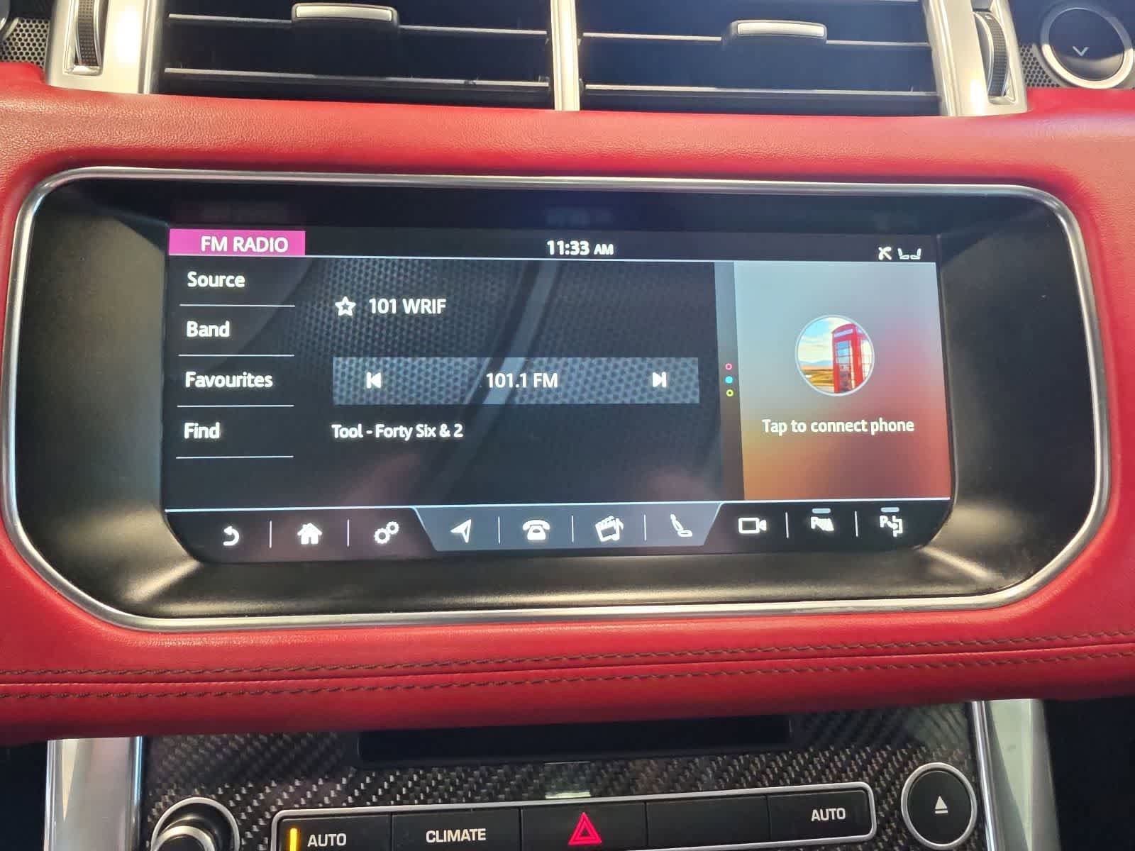Used 2017 Land Rover Range Rover Sport SVR AWD/4WD image 29