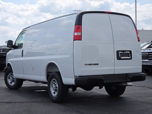 New 2026 Chevrolet Express 2500 w/ Driver Convenience Package RWD image 13