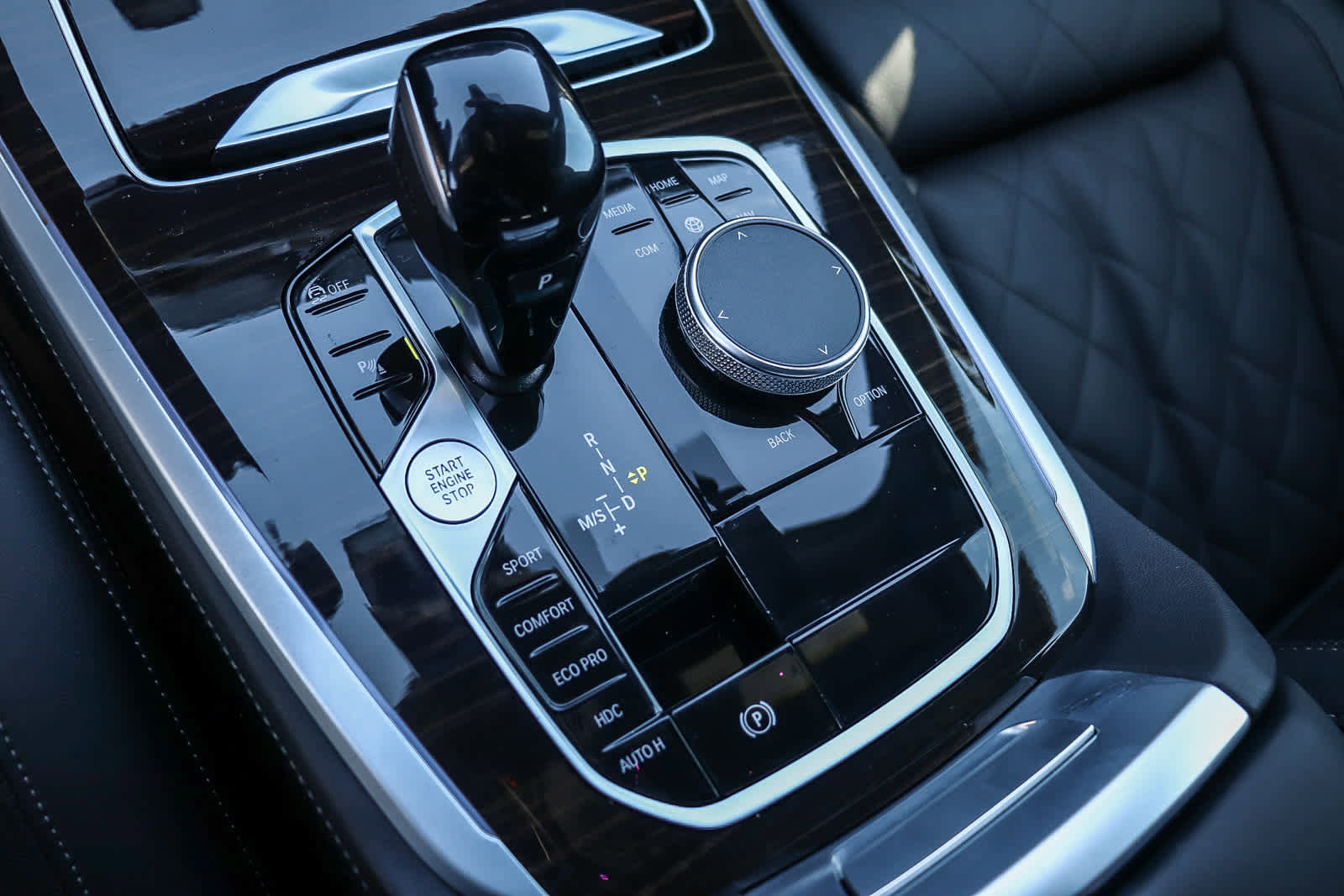 Used 2023 BMW X5 xDrive40i w/ Luxury Seating Package image 25