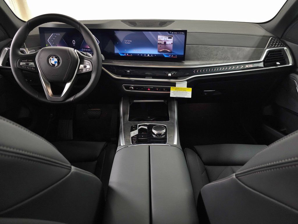 Used 2026 BMW X5 xDrive40i w/ Parking Assistance Package AWD/4WD image 9