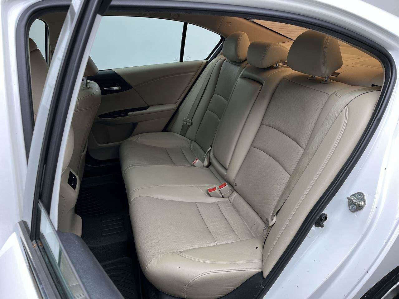 Used 2017 Honda Accord Touring image 12