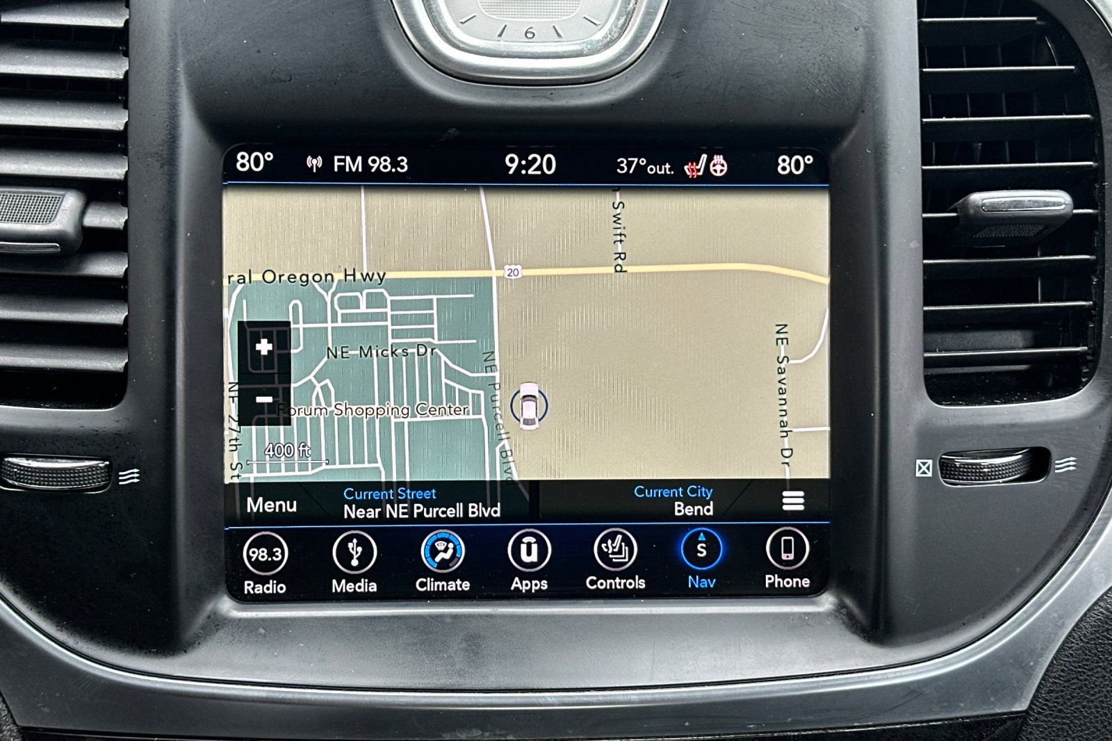 Used 2018 Chrysler 300 Limited image 24