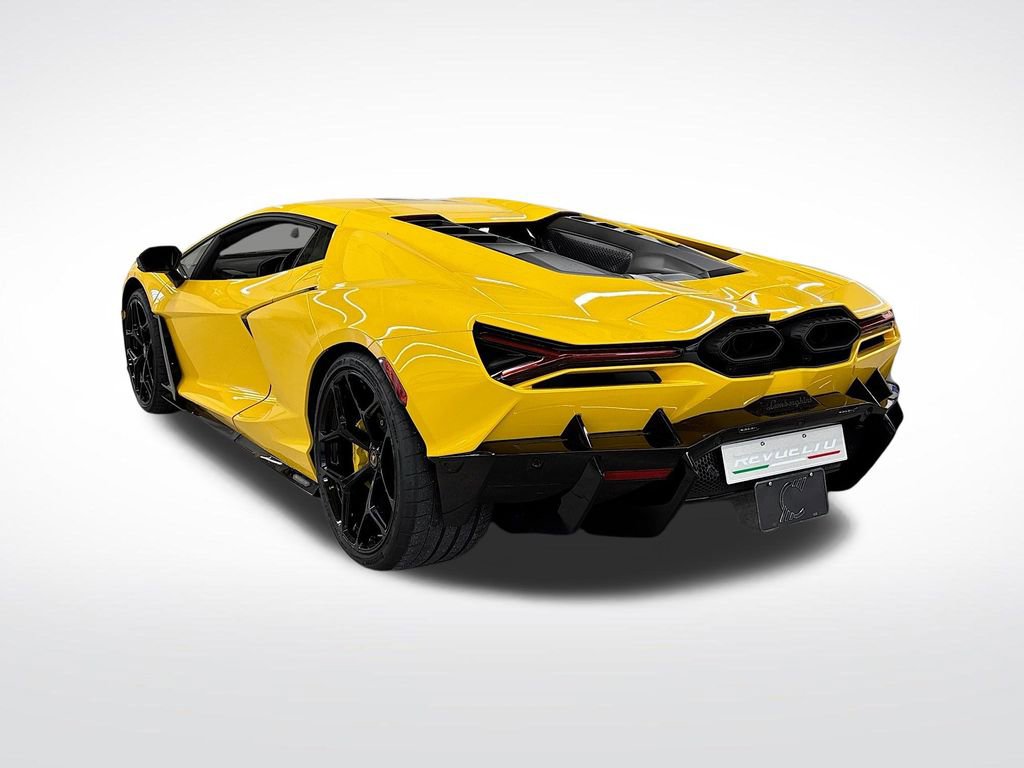 Used 2025 Lamborghini Revuelto image 3