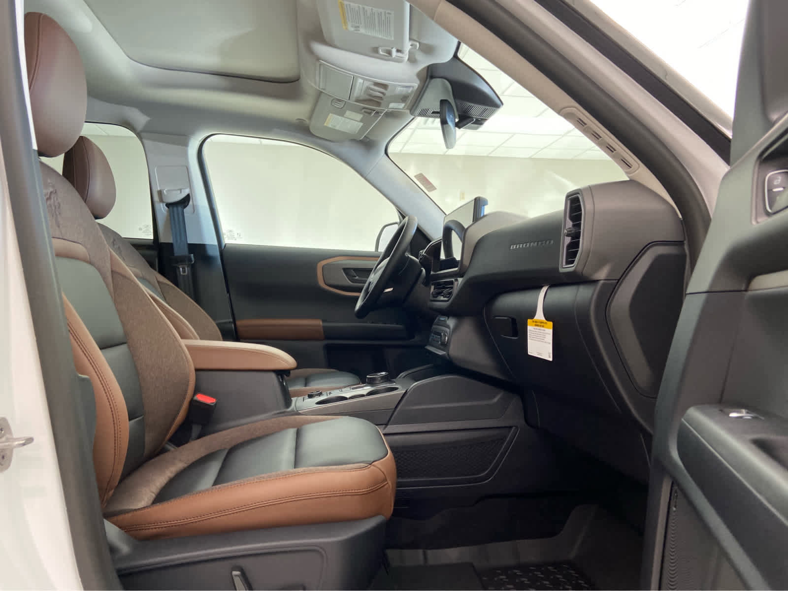 New 2025 Ford Bronco Sport Outer Banks w/ Outer Banks Tech Package+ image 17