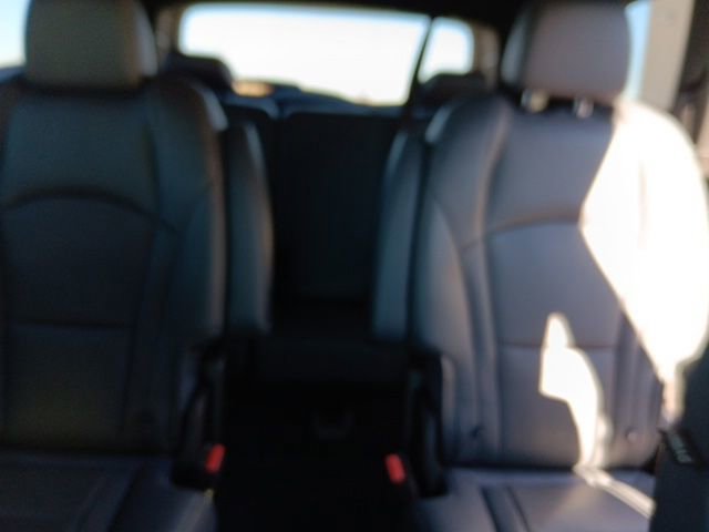 Used 2024 Buick Enclave Premium image 21