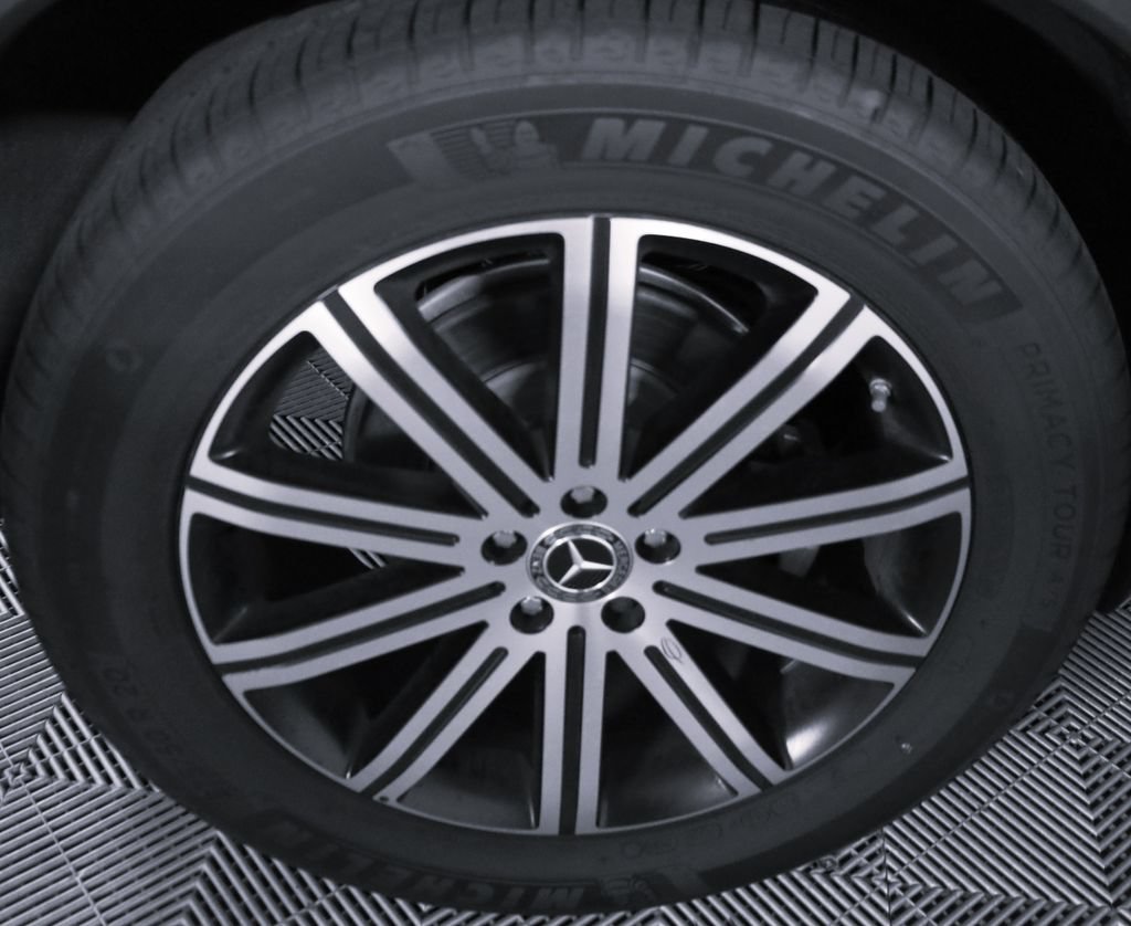 Used 2026 Mercedes-Benz GLE 350 4MATIC image 7