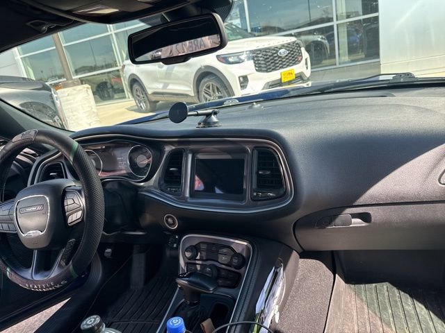 Used 2022 Dodge Challenger SXT w/ Cold Weather Group image 8