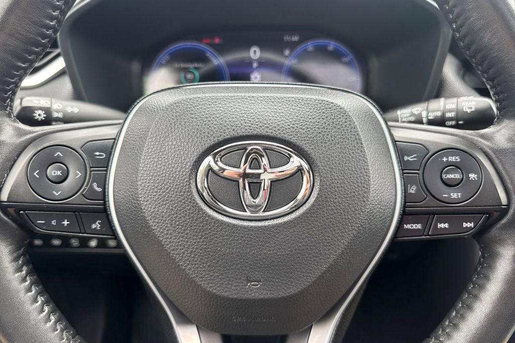 Used 2023 Toyota RAV4 XSE AWD/4WD image 20