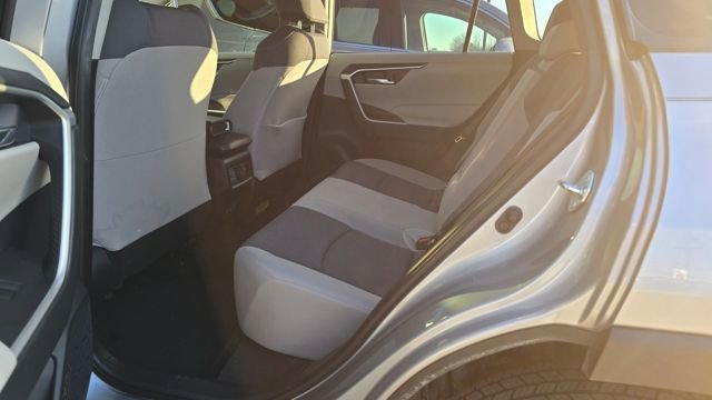 Used 2019 Toyota RAV4 XLE image 11