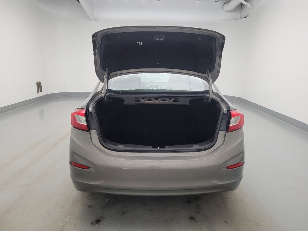 Used 2018 Chevrolet Cruze LT FWD image 29