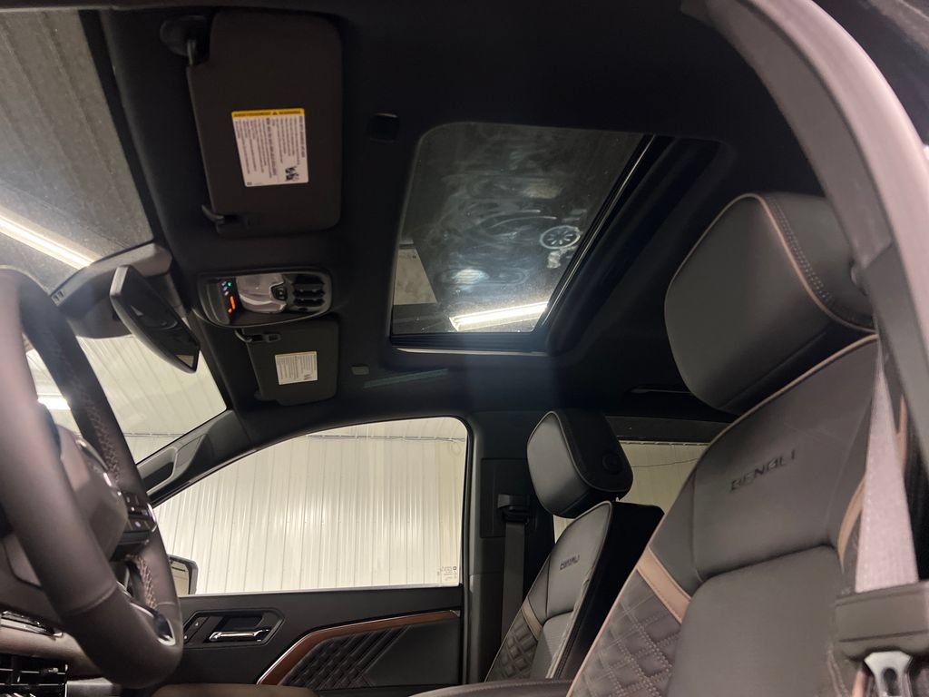 New 2026 GMC Canyon Denali AWD/4WD image 28