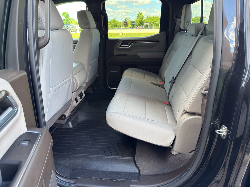Used 2022 Chevrolet Silverado 1500 LT w/ All Star Edition Plus AWD/4WD image 39
