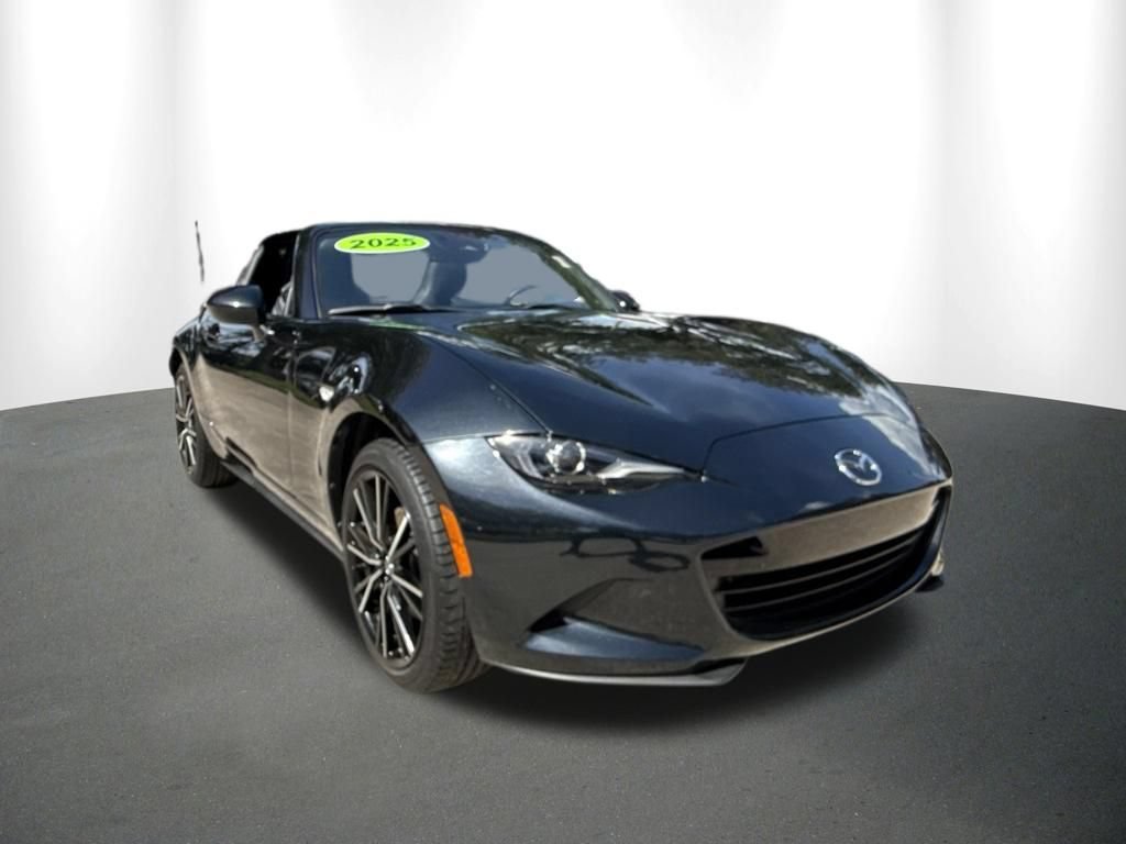 Used 2025 MAZDA MX-5 Miata RF Grand Touring RWD image 40