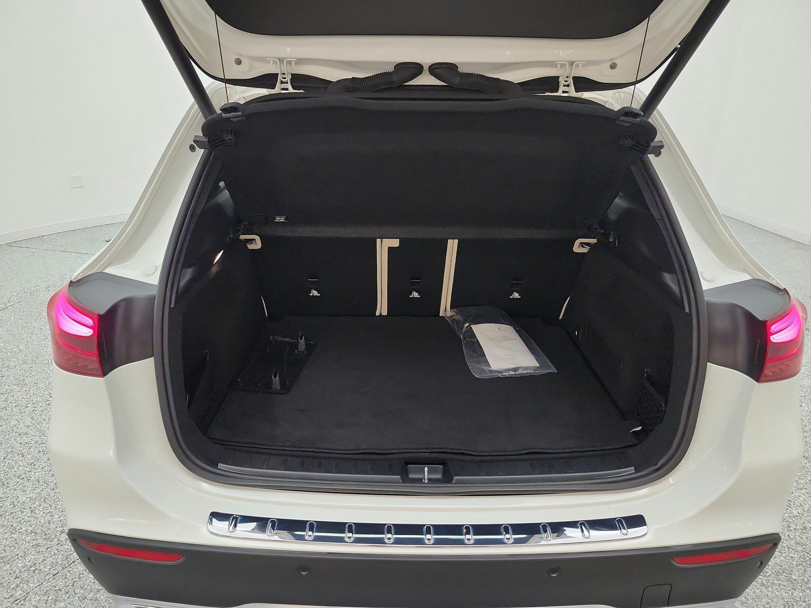 Used 2024 Mercedes-Benz GLA 250 image 20