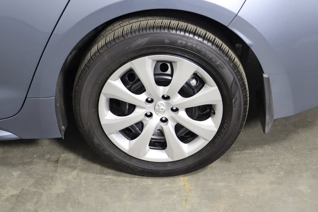 Used 2026 Toyota Corolla LE FWD image 38