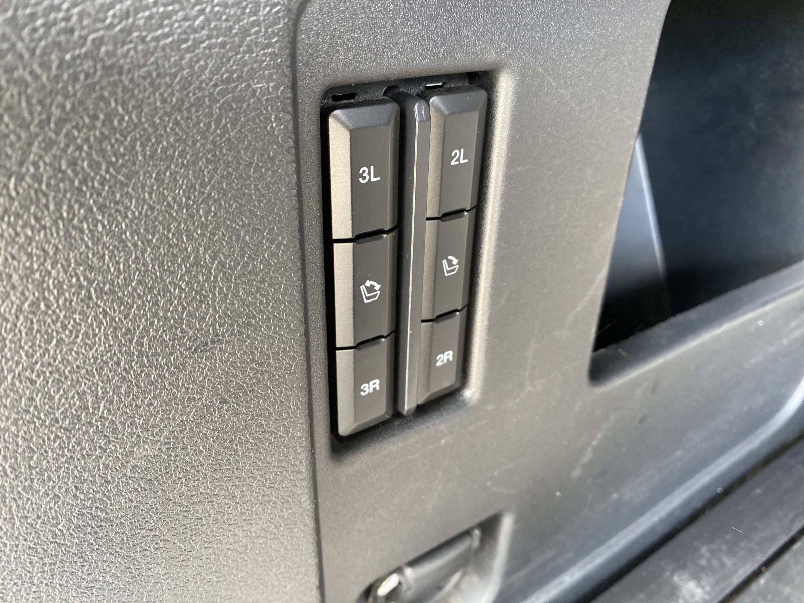Used 2023 Ford Expedition Max Limited AWD/4WD image 6