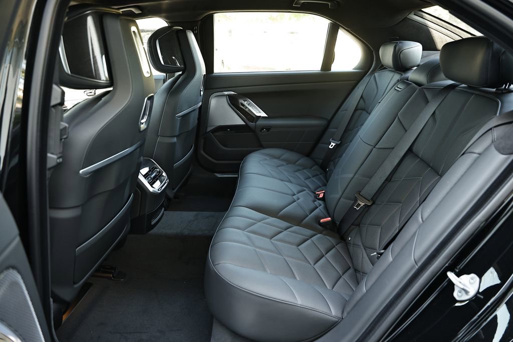 New 2026 BMW 760i xDrive w/ Executive Package AWD/4WD image 29
