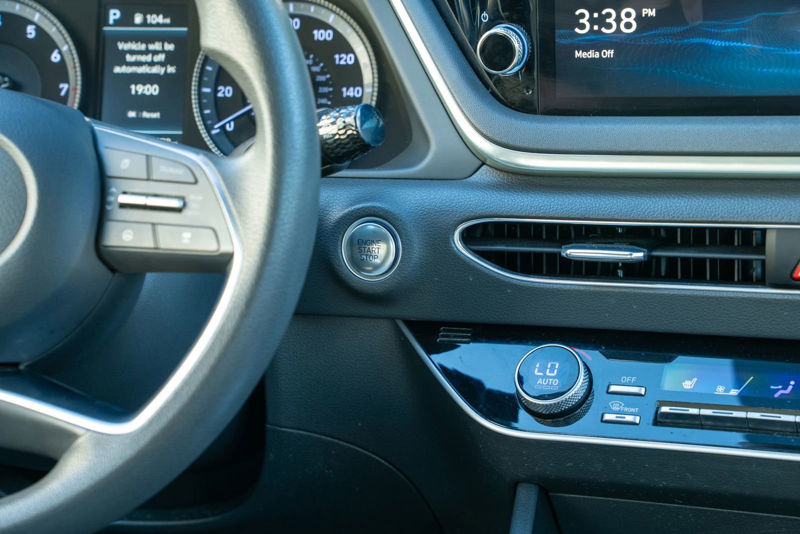 Used 2023 Hyundai Sonata SEL image 12