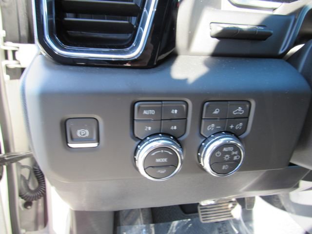 Used 2026 GMC Sierra 1500 Denali w/ Denali Reserve Package image 18
