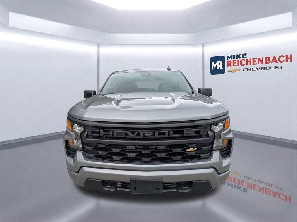 Used 2024 Chevrolet Silverado 1500 Custom AWD/4WD image 9